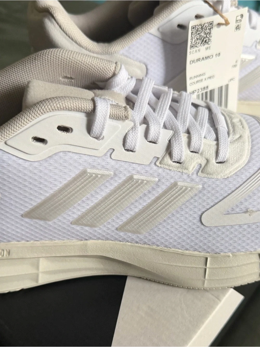 adidas classic white